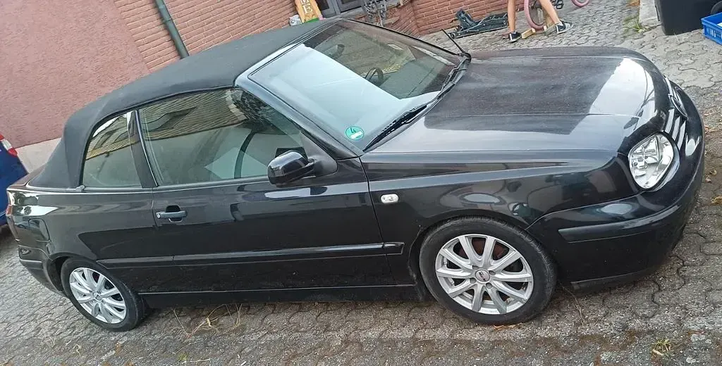 Gebraucht VW Golf Cabriolet Highline 116 PS (85 kW) 2002 Schwarz Cabrio