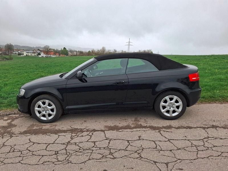 Gebraucht Audi A3 Cabriolet Attraction 102 PS (75 kW) 2009 Schwarz Cabrio