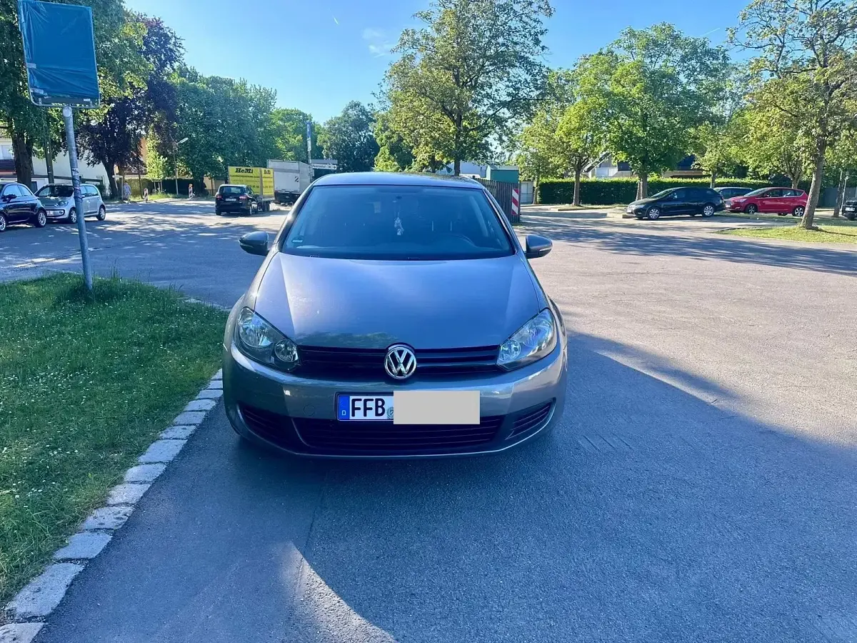 Usata VW Golf VI 80 CV (58 kW) 2010 Grigio Utilitaria