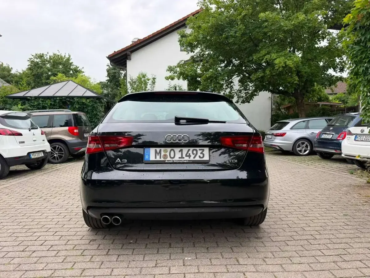 Gebraucht Audi A3 Ambition 150 PS (110 kW) 2015 Schwarz Limousine