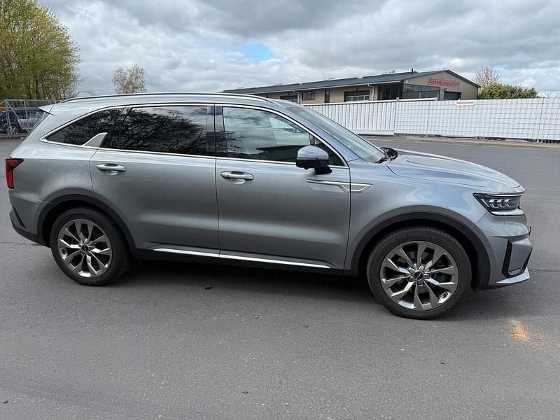 Gebraucht Kia Sorento 201 PS (147 kW) 2023 Silber SUV