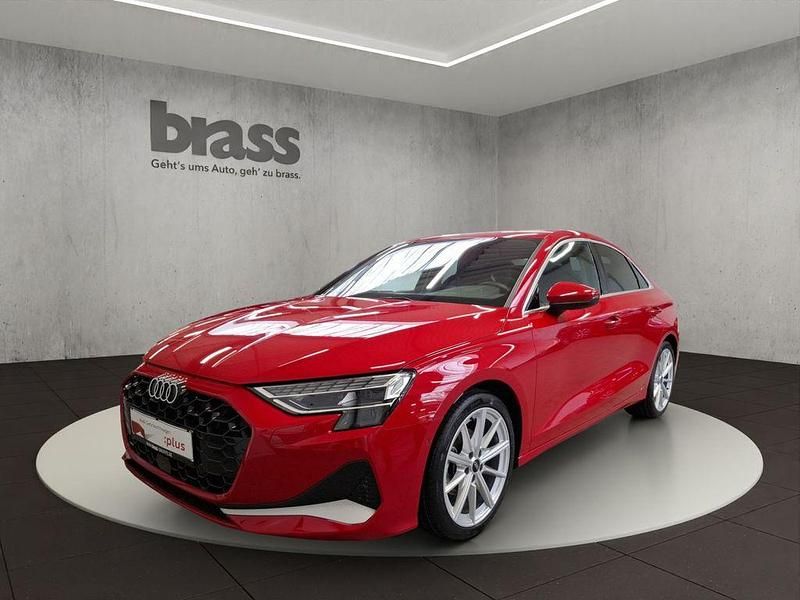 Gebraucht Audi A3 Ambiente 150 PS (110 kW) 2025 Progressivrot metallic Limousine