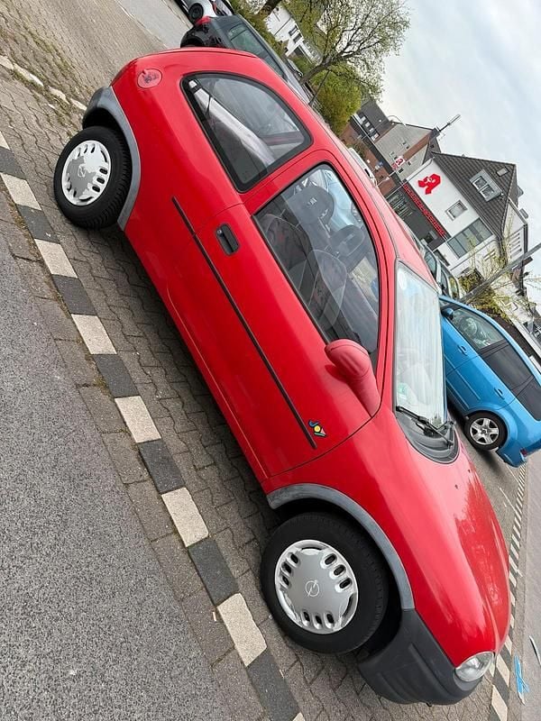 Second-hand Opel Corsa 1994 Roșu Hatchback