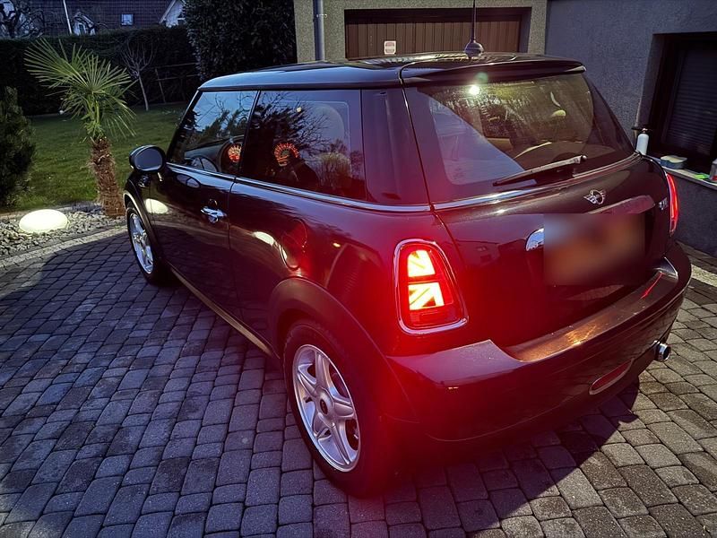 Second-hand Mini Cooper 95 CP (69 kW) 2007 Negru Hatchback