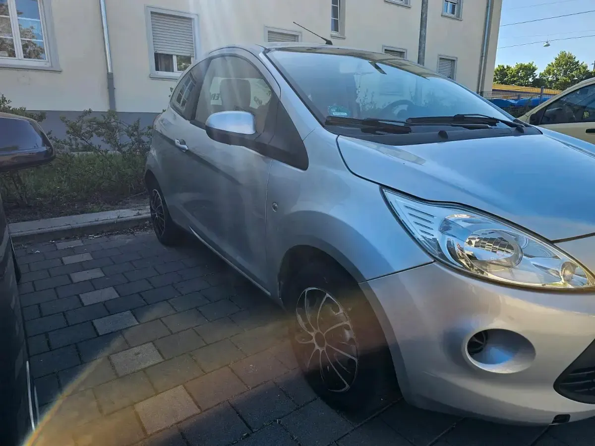 Usado Ford Ka 69 HP (50 kW) 2008 Cinzento Citadino