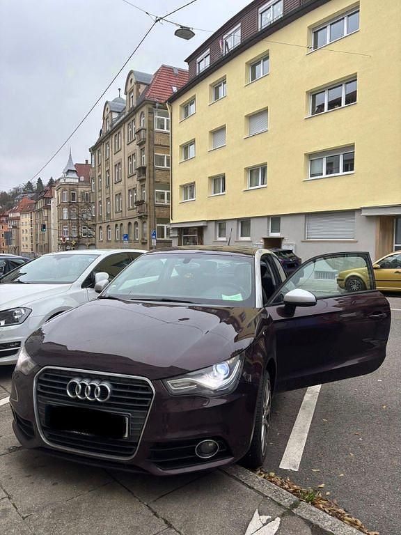 Violett Gebraucht 2012 Audi A1 Attraction Kleinwagen | 4.700 € (Superpreis) - Bild 1/4