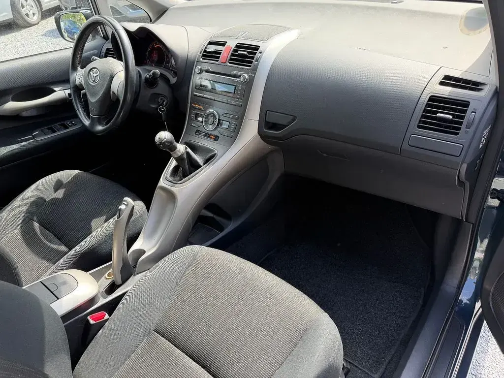 Gebraucht Toyota Auris Sol 97 PS (71 kW) 2007 Blau Kleinwagen