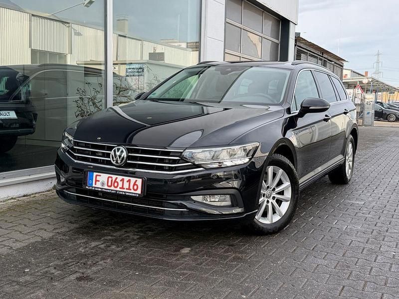 Gebraucht VW Passat Business 150 PS (110 kW) 2019 Schwarz Kombi