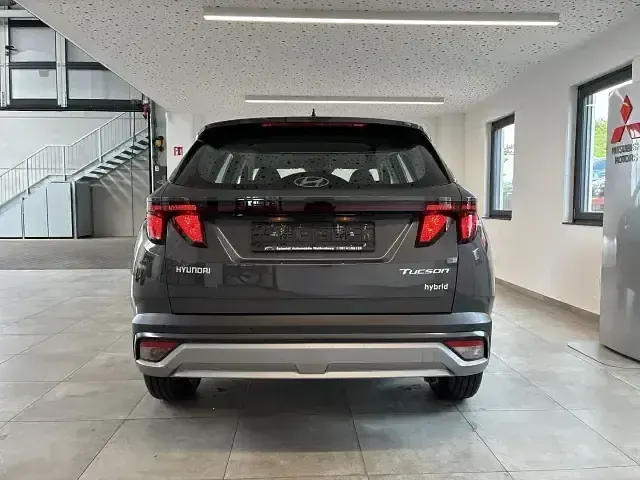 Neu Hyundai Tucson Select 239 PS (175 kW) 2026 Ecotronic grey SUV