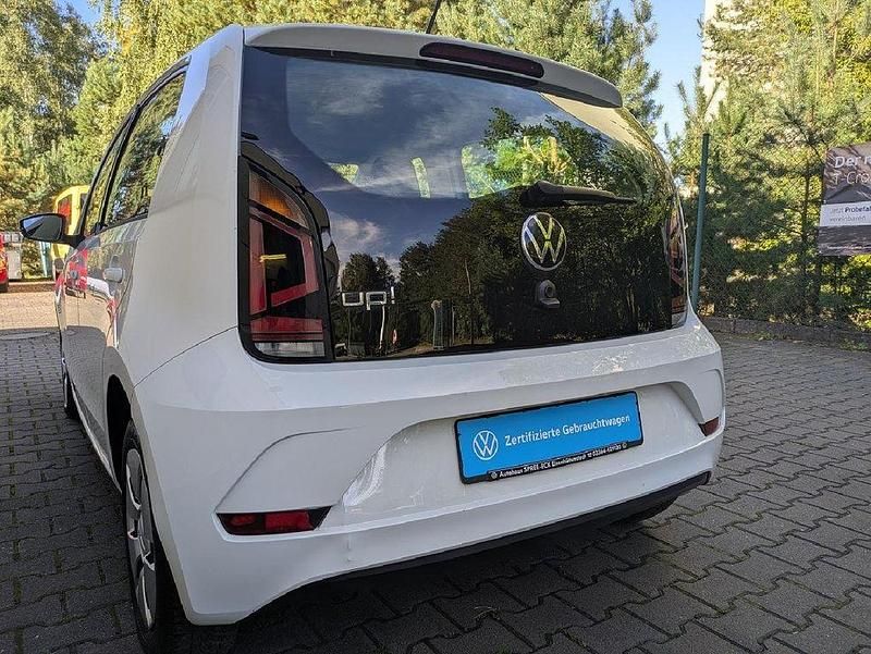 Gebraucht VW up! 65 PS (47 kW) 2022 Weiß Kleinwagen