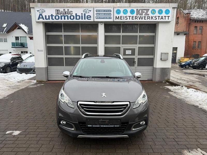 Grau Gebraucht 2016 Peugeot 2008 Allure SUV | 4.499 € (Superpreis) - Bild 1/4