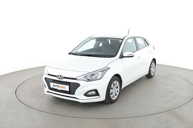 Weiß Gebraucht 2019 Hyundai i20 Select Limousine | 11.530 € (Fairer Preis) - Bild 1/3