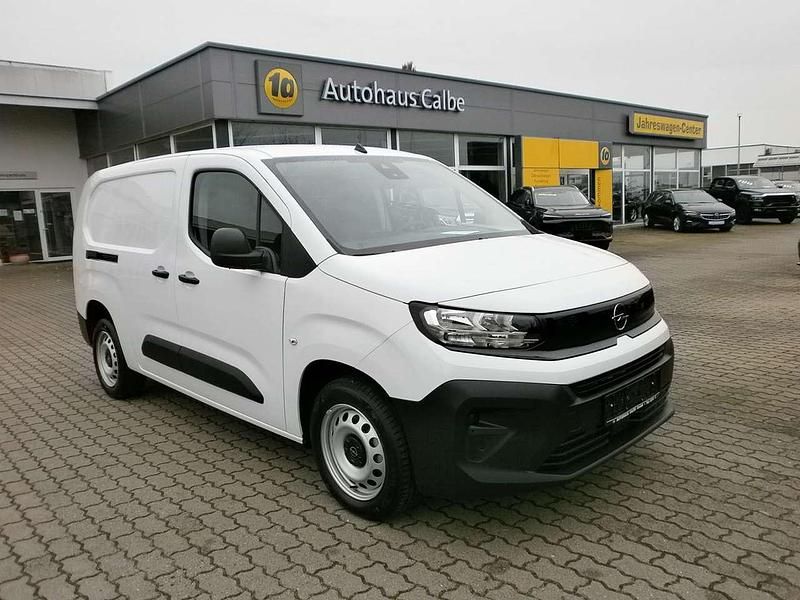 Nowe Opel Combo Basis 102 KM (75 kW) 2025 Biały Minivan