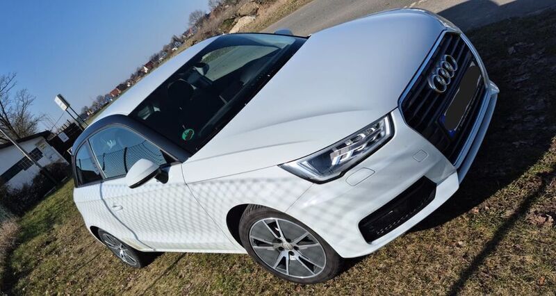Weiß Gebraucht 2015 Audi A1 Kleinwagen | 11.950 € (Fairer Preis) - Bild 1/4