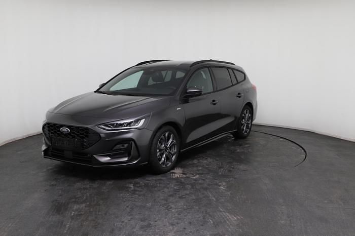 Neu Ford Focus ST-Line X 155 PS (114 kW) 2025 Grau, magnetic grey Kombi