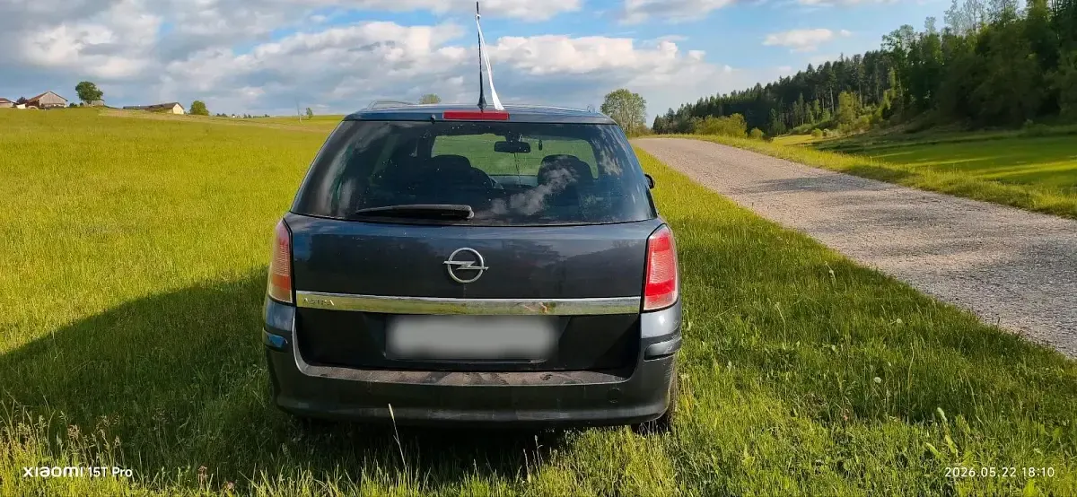 Gebraucht Opel Astra Innovation 140 PS (102 kW) 2009 Blau Kombi