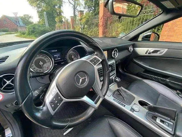 Gebraucht Mercedes SLK200 184 PS (135 kW) 2011 Schwarz Cabrio