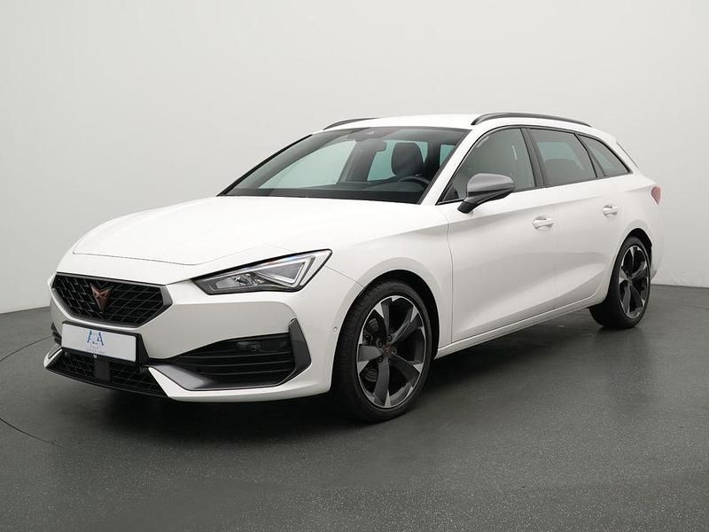 Weiß Gebraucht 2023 Cupra Leon Limousine | 23.990 € (Guter Preis) - Bild 1/3