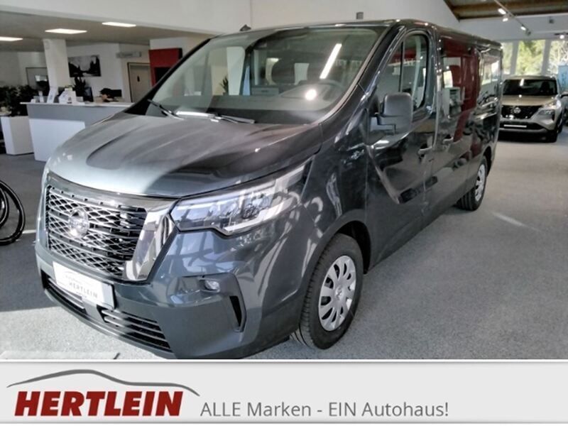 Grau Gebraucht 2024 Nissan Primastar N-Connecta Van / Kleinbus | 37.990 € (Guter Preis) - Bild 1/4