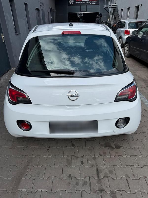 Gebraucht Opel Adam 69 PS (50 kW) 2017 Weiß Kleinwagen