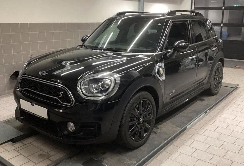 Schwarz Gebraucht 2018 Mini Cooper S Countryman Chili SUV | 19.450 € (Etwas zu teuer) - Bild 1/4