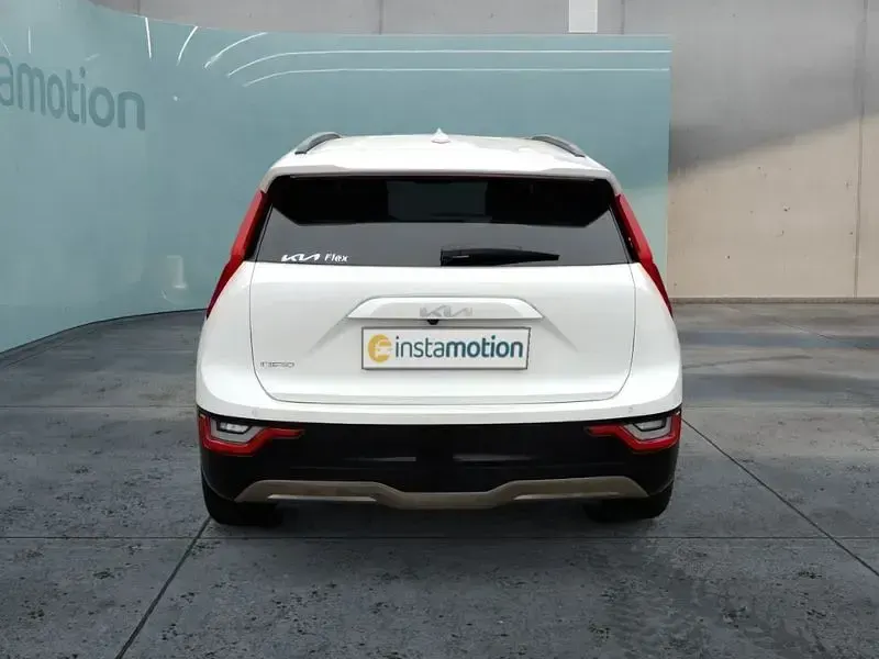 Gebraucht Kia e-Niro Inspiration 150 kW (204 PS) 2024 Weiß SUV