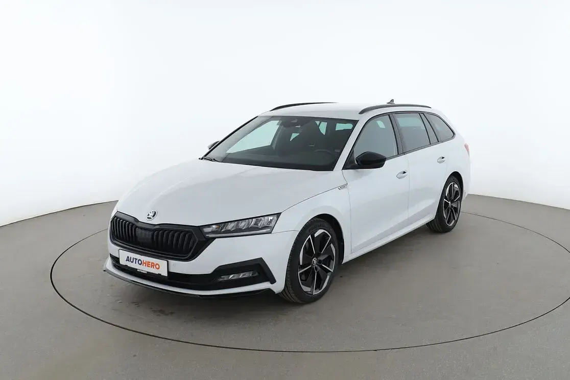Gebraucht Skoda Octavia SportLine 190 PS (139 kW) 2024 Kombi