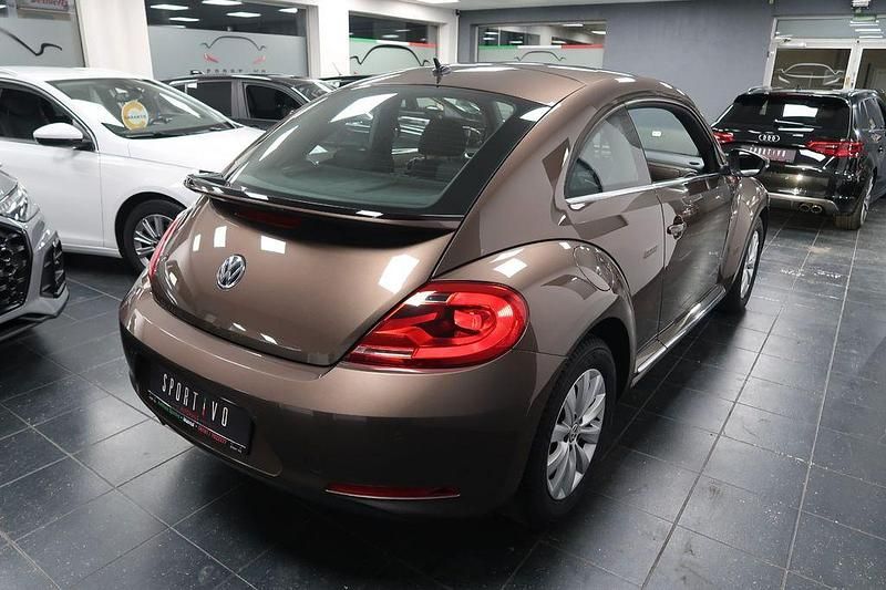 Gebraucht VW Beetle Design 160 PS (117 kW) 2014 Braun Kleinwagen
