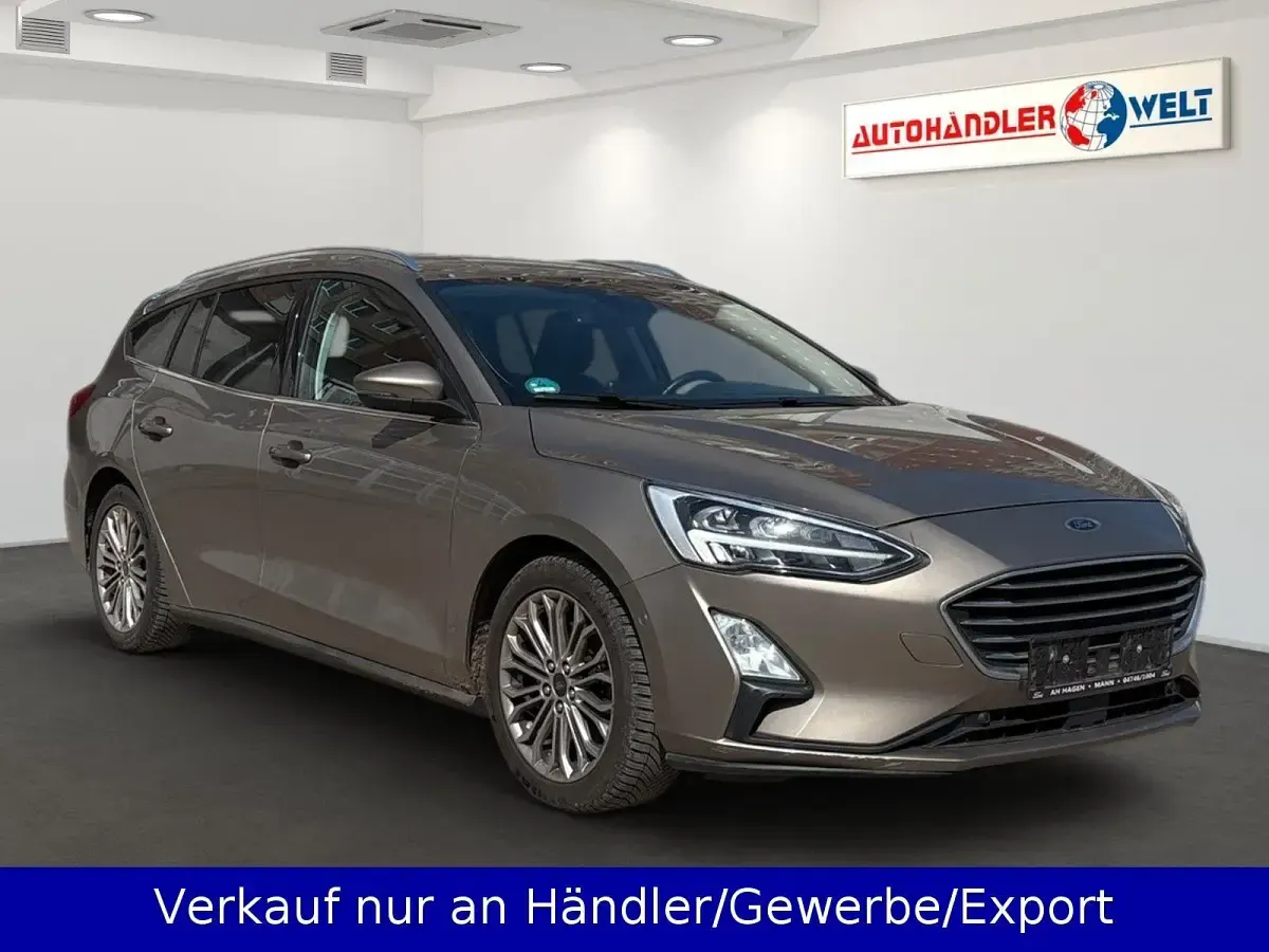 Używany Ford Focus Titanium 125 KM (91 kW) 2019 Beżowy Kombi
