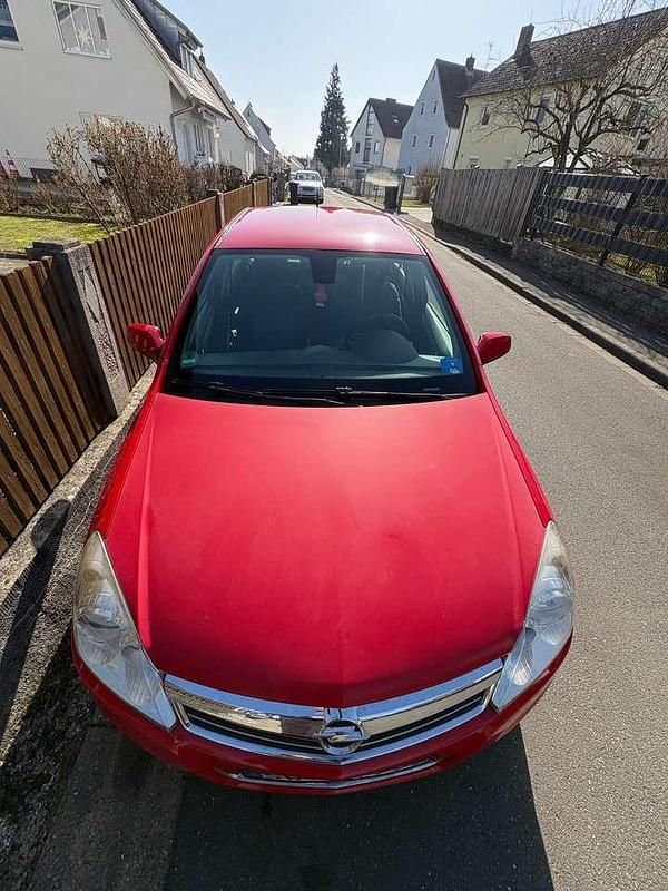 Gebraucht Opel Astra Innovation 116 PS (85 kW) 2008 Rot Limousine