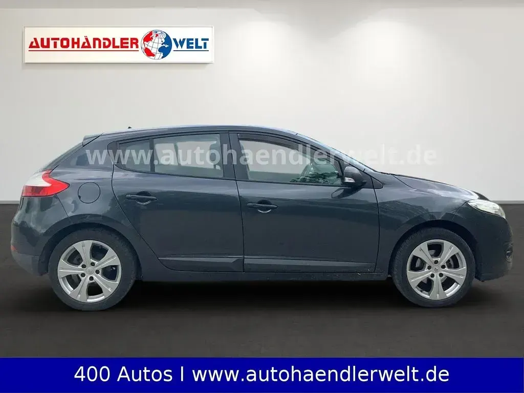 Gebraucht Renault Mégane Expression 101 PS (74 kW) 2012 Grau Limousine