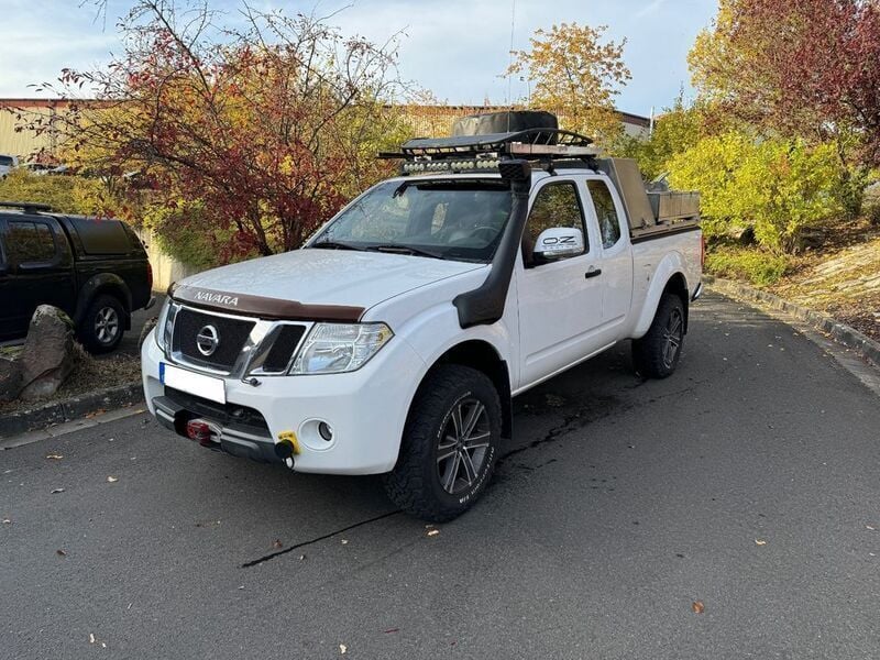 Gebraucht Nissan Navara SE 190 PS (139 kW) 2013 Weiß Pickup