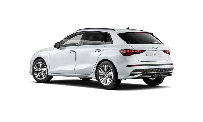 Gebraucht Audi A3 Sport 116 PS (85 kW) 2025 Gletscherweiß metallic Limousine