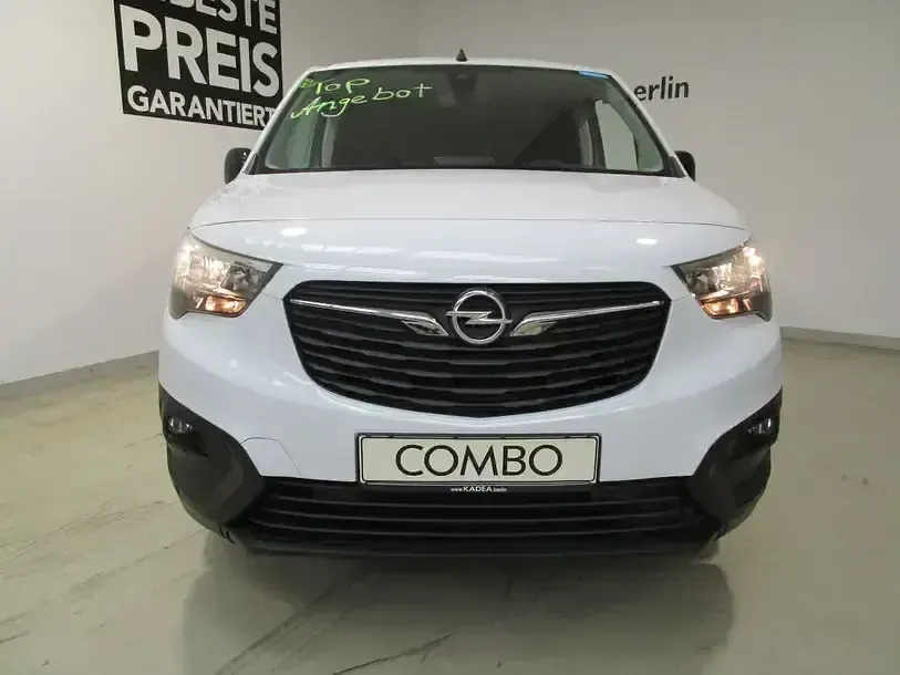 Gebraucht Opel Combo-e Life XL Basis 2024 Weiss Limousine