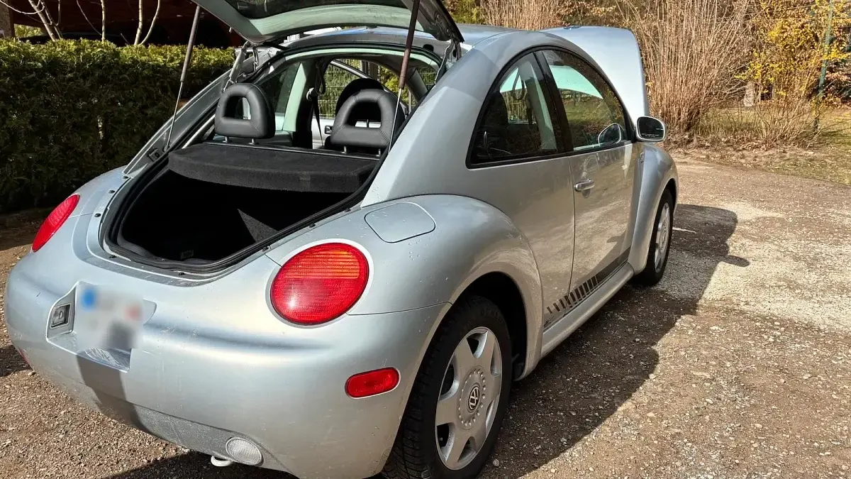 Gebraucht VW Beetle 116 PS (85 kW) 2002 Silber Kleinwagen