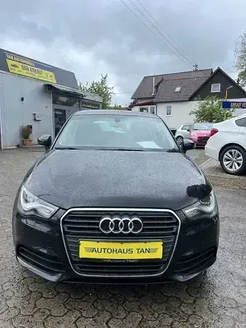 Occasion Audi A1 Attraction 86 ch (63 kW) 2011 Noir Citadine