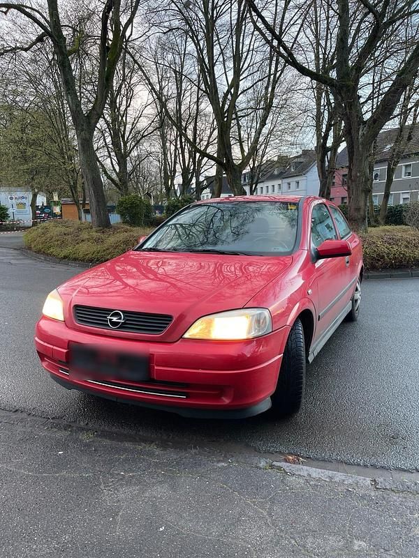 Gebraucht Opel Astra 85 PS (62 kW) 2002 Rot Coupé