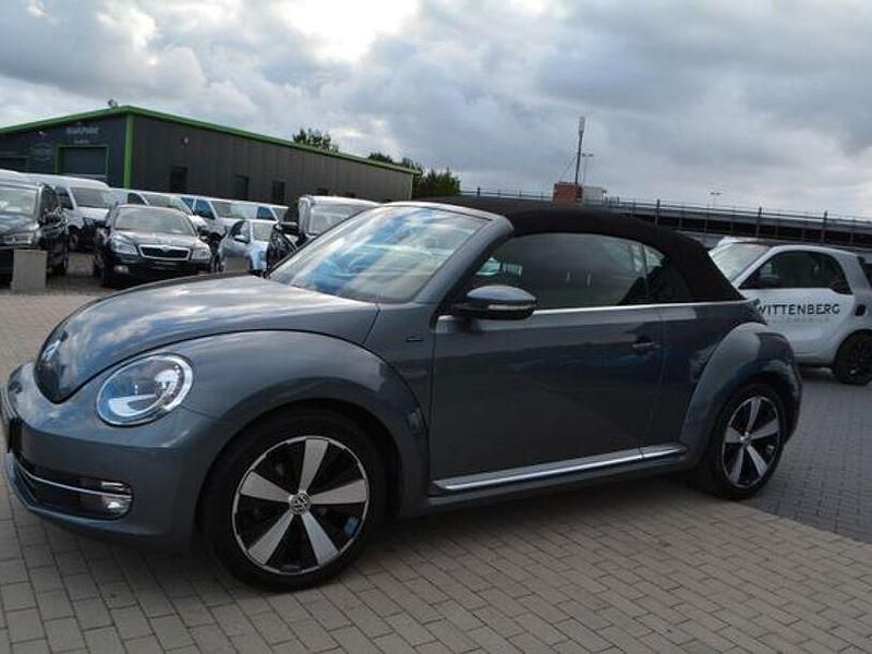 Gebraucht VW Beetle Cabriolet Allstar 105 PS (77 kW) 2016 Grau Cabrio
