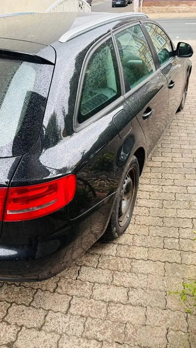Używany Audi A4 143 KM (105 kW) 2008 Czarny Kombi