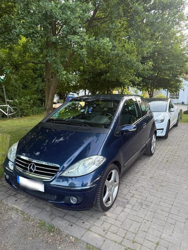 Blau Gebraucht 2004 Mercedes A170 Avantgarde Kleinwagen | 4.990 € (Teuer) - Bild 1/4