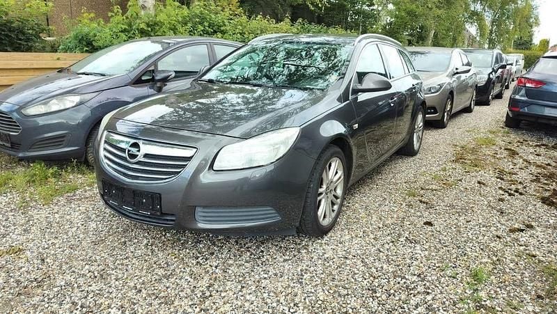 Grau Gebraucht 2010 Opel Insignia Edition Kombi | 2.400 € (Superpreis) - Bild 1/4
