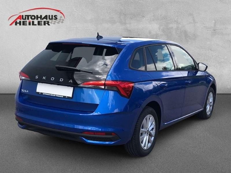 Neu Skoda Scala Selection 116 PS (85 kW) 2025 Blau Kleinwagen