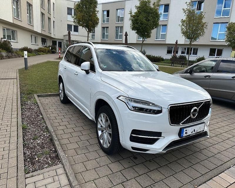 Weiß Gebraucht 2018 Volvo XC90 Momentum SUV | 24.900 € (Superpreis) - Bild 1/4