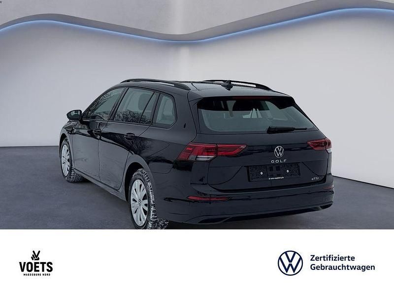 Gebraucht VW Golf VIII Life 131 PS (96 kW) 2023 Schwarz Kombi