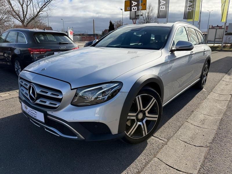 Gebraucht Mercedes E220 All-Terrain 194 PS (142 kW) 2018 Silber Kombi