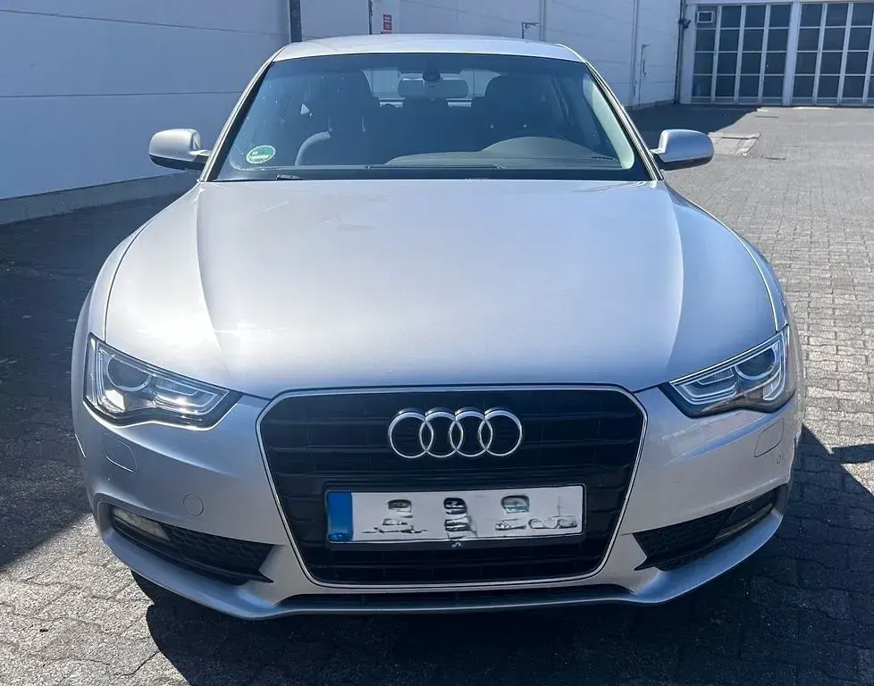 Gebraucht Audi A5 Sportback Ambiente 136 PS (100 kW) 2016 Silber Kleinwagen
