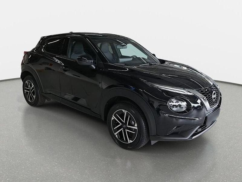 Neu Nissan Juke N-Connecta 114 PS (83 kW) 2025 Schwarz SUV