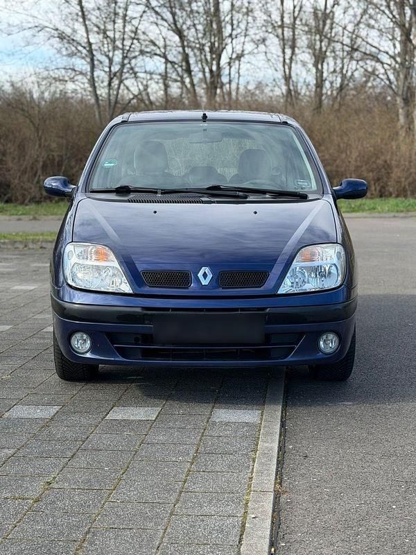 Gebraucht Renault Scénic 95 PS (69 kW) 2003 Blau Van / Kleinbus
