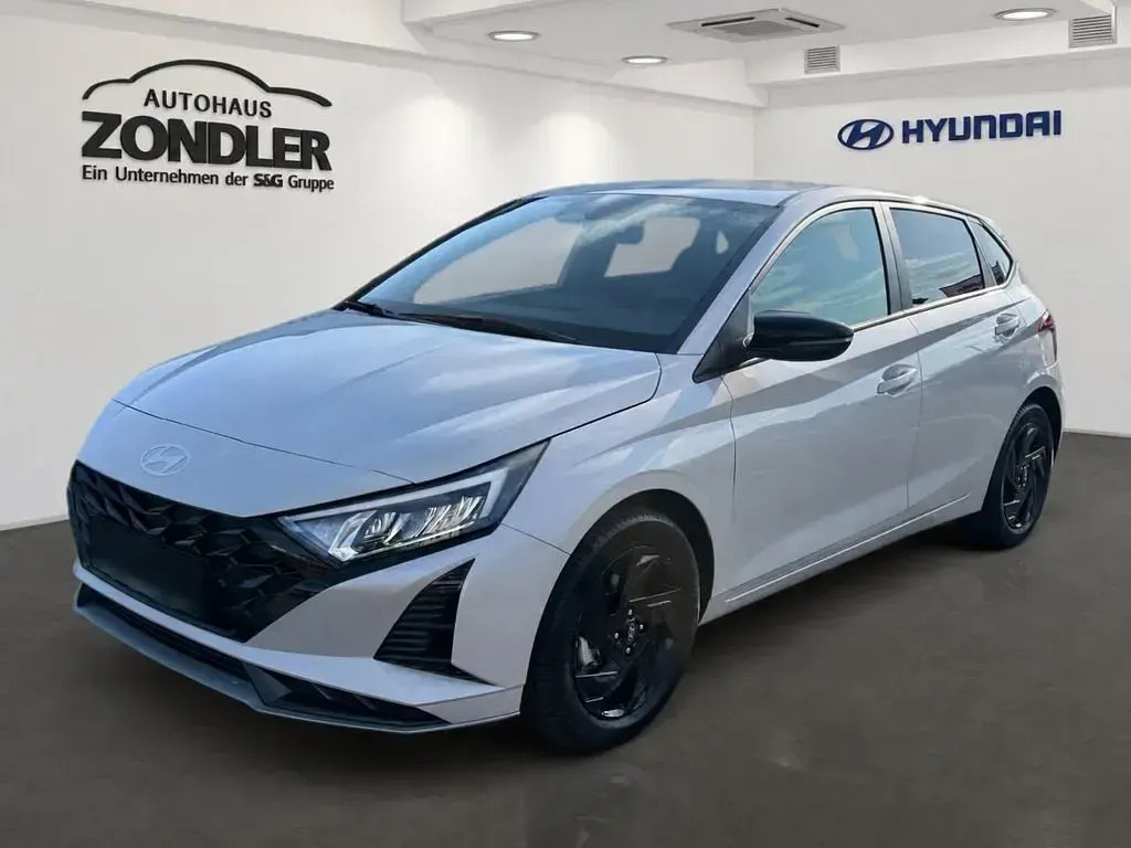 Gebraucht Hyundai i20 Blackline 90 PS (66 kW) 2026 Kleinwagen