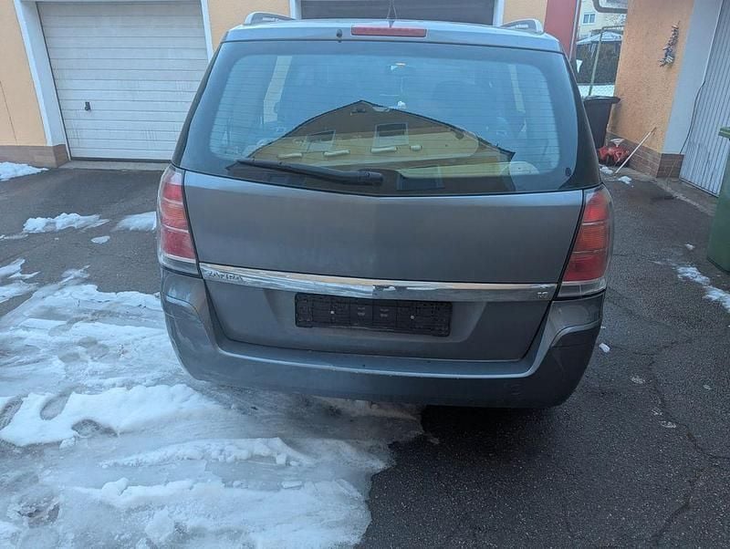 Gebraucht Opel Zafira 140 PS (102 kW) 2006 Grau Van / Kleinbus